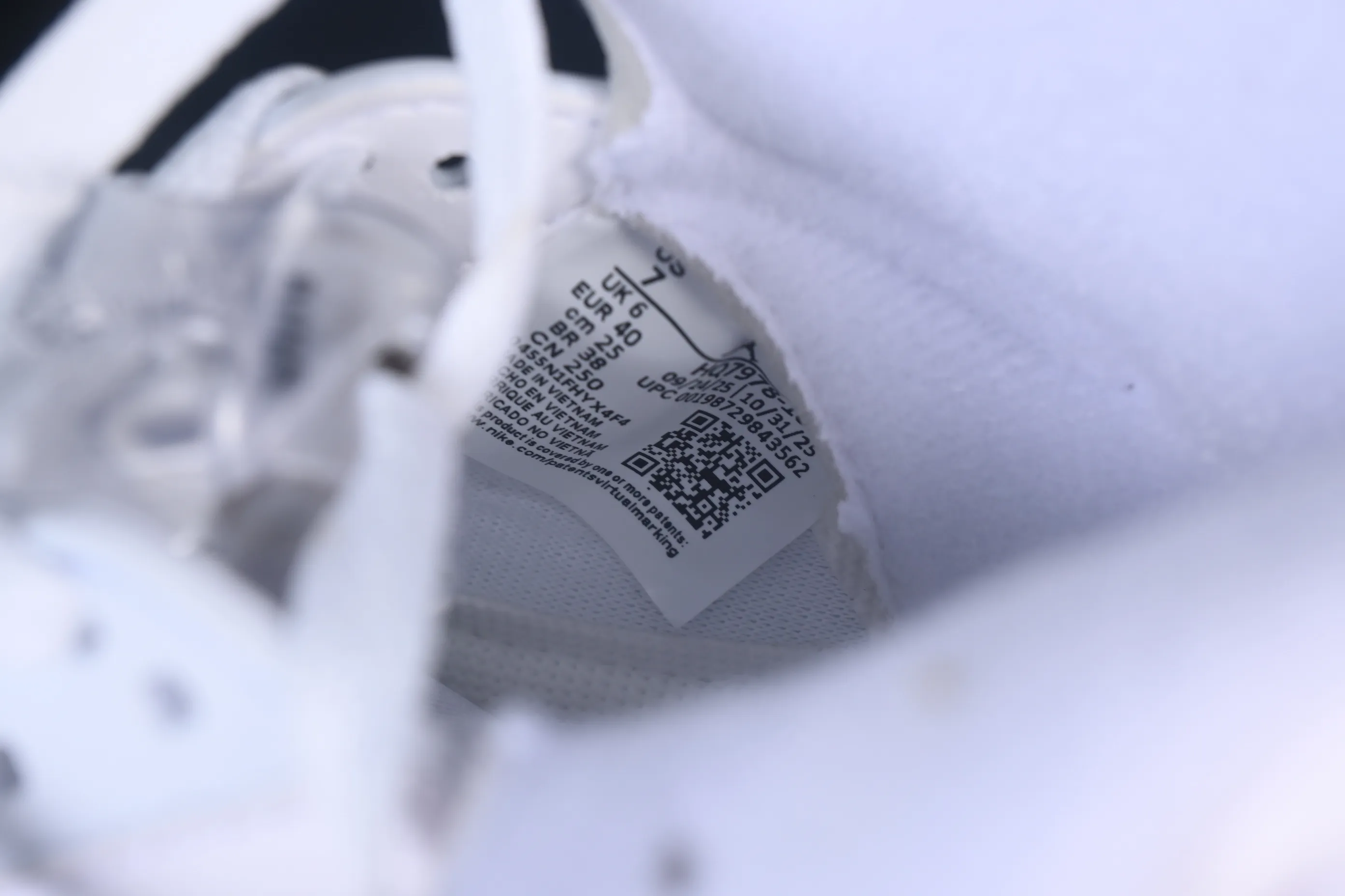 All categories Air Jordan Jordan series basketball shoes Air Jordan 5 TG version Air Jordan 5 Retro "White Metallic" AJ5 Joe 5 Silver HQ7978-103